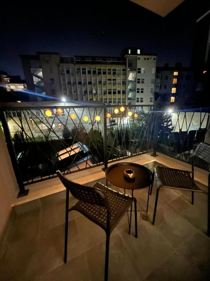 Paris Luxury Top Centre 2Bdr Apt W Work Desk And Wifi Near Nevsky Cathedral Sofia Exterior foto