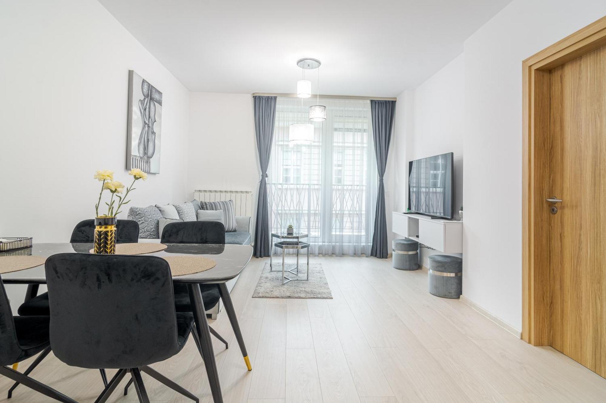 Paris Luxury Top Centre 2Bdr Apt W Work Desk And Wifi Near Nevsky Cathedral Sofia Exterior foto